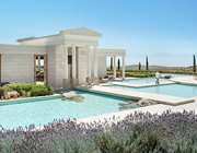 Οι Grivalia Hospitality και Dolphin Capital Partners αποκτούν το 100% του Amanzoe