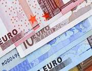 «Μαξιλάρια» ρευστότητας €42 δισ. για τις τράπεζες