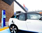 Συμμαχία έκπληξη της nrg (Motor Oil) με τη Hochtief στην ηλεκτροκίνηση
