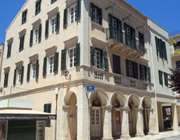 Με ποιους κλείνει το ντιλ των ακινήτων της η Alpha Bank