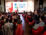 Coca-Cola 3Ε: Το Youth Empowered διευρύνεται προσφέροντας νέες δεξιότητες και περισσότερες ευκαιρίες απασχόλησης