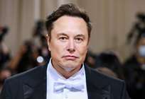 Ο Musk ετοιμάζεται να γίνει ο πρώτος άνθρωπος στον κόσμο με περιουσία άνω των $800 δισ.