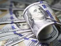 Δολάριο: Η χειρότερη εβδομάδα του τελευταίου 6μήνου καθώς οι επενδυτές αναμένουν τα νεότερα για την οικονομία