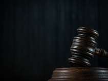 Πλειστηριασμοί: Ξανά στο "στόχαστρο" η οικογένεια Raxevsky - Η άνοδος και η πτώση