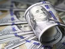 Δολάριο: Φρένο στο 5ήμερο ανοδικό σερί, μετά το νέο "χτύπημα" Τραμπ κατά του Πάουελ της Fed