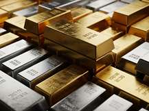 "Βυθίστηκαν" τα πολύτιμα μέταλλα μετά τα ιστορικά υψηλά