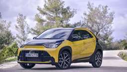 Toyota Aygo X Hybrid: Δοκιμάζουμε το πρώτο πραγματικά υβριδικό αυτοκίνητο πόλης