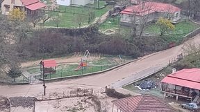 Τρίκαλα: Σοβαρά προβλήματα στα Μετέωρα από τις ισχυρές βροχοπτώσεις