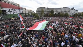 Ουγγαρία: Δεκάδες χιλιάδες στους δρόμους, σε διαφορετικές κινητοποιήσεις της κυβέρνησης και της αντιπολίτευσης