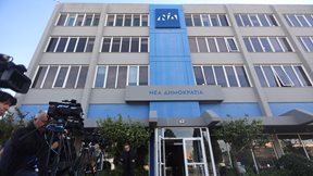 Πηγές ΝΔ: "Ανοιχτές απειλές κατά βουλευτών - Βαριές ευθύνες στην κ. Κωνσταντοπούλου"