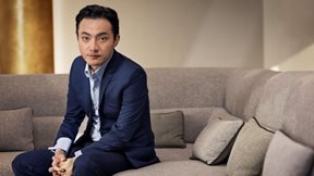 Ο σκιώδης δισεκατομμυριούχος του Τραμπ στα crypto