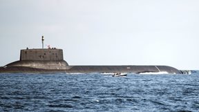 Το Κίεβο λέει ότι έπληξε ρωσικό υποβρύχιο στο Νοβοροσίσκ