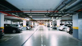"Ξεκλείδωσε" κεντρικό parking της Αθήνας-500 νέες θέσεις στάθμευσης