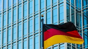 Σπατάλες και κρούσματα κακοδιαχείρισης στο γερμανικό Δημόσιο