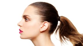 Το χτένισμα που προκαλεί τριχόπτωση