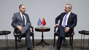 Συνάντηση Γεραπετρίτη-Φιντάν: Εκτός συζήτησης θέματα κυριαρχίας