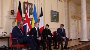 Bloomberg: Οι Ευρωπαίοι πλησιάζουν σε συμφωνία για τη χρήση των ρωσικών "παγωμένων" assets πριν το τέλος του 2025