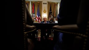 CNN: Ο Τραμπ εξετάζει το ενδεχόμενο πληγμάτων στο εσωτερικό της Βενεζουέλας