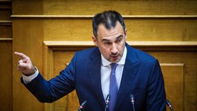 Αλ. Χαρίτσης: Δεν θα συνηθίσουμε τα "φέρετρα με σημαία" του κ. Δένδια