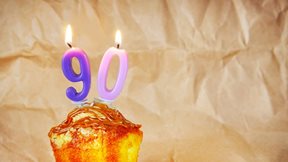 Όλο και λιγότεροι Έλληνες θα ζουν μέχρι τα 90