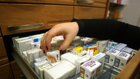 "Κόφτης" στα 3 ευρώ στη συμμετοχή ασθενών στα γενόσημα φάρμακα