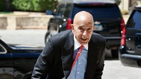 Τομ Μπαράκ: Η Τουρκία πλησιάζει στην απομάκρυνση των S-400 και στην επιστροφή στα F-35