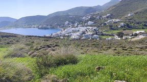 Οικογένεια Καλογρίτσα: Νέα "καταιγίδα" σφυριών για οικόπεδα στην Πάτμο