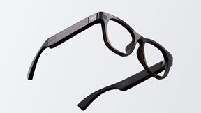 Γυαλιά που μεταφράζουν σε πραγματικό χρόνο, καταγράφουν, αναγνωρίζουν και απαντούν σε ερωτήσεις