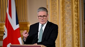 Στάρμερ: Το Brexit έχει βλάψει σημαντικά την οικονομία μας - Πρέπει να μεταρρυθμίσουμε το κράτος πρόνοιας