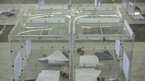 Δημοσκόπηση MRB: Στο 28% η ΝΔ, πάνω από 14 μονάδες η διαφορά με ΠΑΣΟΚ - Το "ταβάνι" ενός κόμματος Τσίπρα