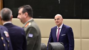 Ν. Δένδιας: Θα χαρίσουμε στον Λίβανο μια σειρά από τεθωρακισμένα οχήματα