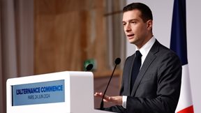 Δημοσκόπηση: Ο ακροδεξιός Μπαρντελά του κόμματος Λεπέν θα κέρδιζε τις προεδρικές εκλογές στη Γαλλία