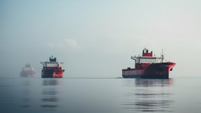 Αμείωτο το ενδιαφέρον της Κίνας για ρωσικό LNG παρά τις κυρώσεις του Ηνωμένου Βασίλειου