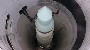 Στα πρόθυρα νέας κούρσας πυρηνικών εξοπλισμών