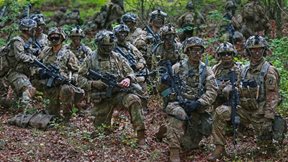 Ο αμερικανικός στρατός διαβεβαιώνει ότι η μείωση των στρατευμάτων του στη Ρουμανία δεν ισοδυναμεί με "αποχώρηση" των ΗΠΑ από την Ευρώπη