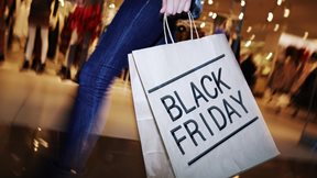 Πώς η Black Friday επηρεάζει τις αγορές – Επενδυτικές προτάσεις από τη Freedom24