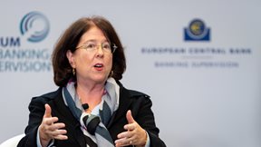 Elizabeth McCaul (ΕΚΤ) στο Capital.gr: Διατηρήσιμη η ισχυρή κερδοφορία στις τράπεζες - Εντός του 2024 η απόφαση για τα μερίσματα