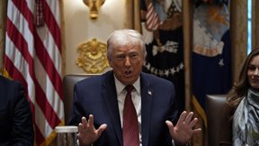 Ο Τραμπ συνδέει τον θάνατο του Ρομπ Ράινερ με τον "λυσσαλέο" αντιτραμπισμό του