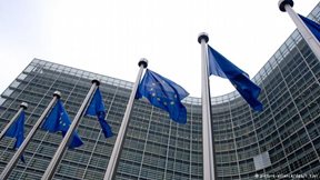 ΕΕ: Δεν έχουμε λάβει επισήμως το αμερικανικό ειρηνευτικό σχέδιο για την Ουκρανία