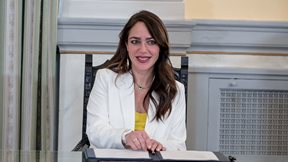 Δ. Μιχαηλίδου: Ξεκινάμε με 2.500 κατοικίες για κοινωνική αντιπαροχή