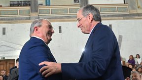 Προειδοποιήσεις και αιχμές Καραμανλή παρουσία Σαμαρά