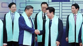 Ο Σι Τζινπίνγκ στο επίκεντρο της συνόδου Ασίας - Ειρηνικού με διακυρήξεις υπέρ του πολυπολικού κόσμου