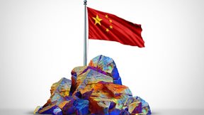 Reuters: Η Κίνα "ξεκλειδώνει" τις εξαγωγές σπάνιων γαιών με νέες γενικές άδειες