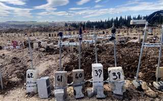 Τουρκία: Επικρίσεις τρία χρόνια μετά τον διπλό σεισμό