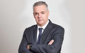 IDEAL Holdings: Ολιστική προσέγγιση στον ψηφιακό μετασχηματισμό των επιχειρήσεων