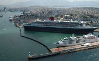 Σε ομηρία το λιμάνι του Πειραιά από συνδικαλιστές