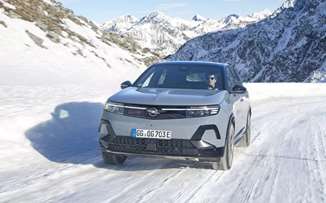 Διαθέσιμο στην Ελλάδα το ισχυρότερο ηλεκτρικό Opel-είναι και τετρακίνητο