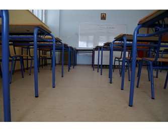 Καθηγητής Μαγιορκίνης: Προτείνει μάσκες στα παιδιά 10-19 χρονών στα σχολεία