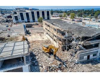 Ξεκίνησαν οι εργασίες κατεδάφισης στο Ελληνικό