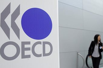 ΟΟΣΑ: Το δημογραφικό φέρνει αλλαγές και στο ασφαλιστικό